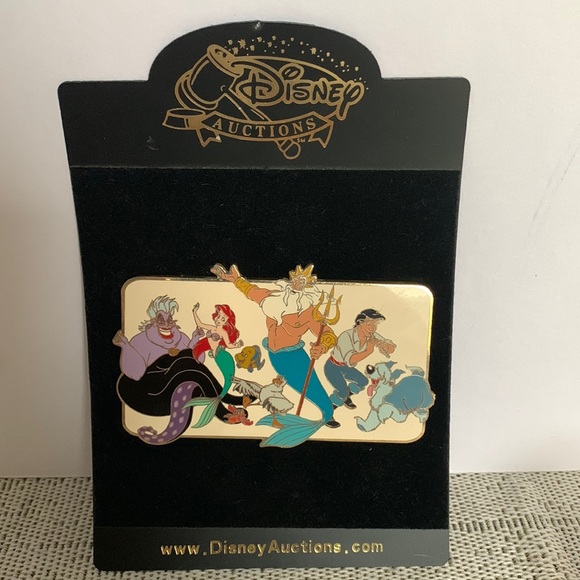Disney Jewelry - DISNEY PIN LE 100 LITTLE MERMAID CAST JUMBO